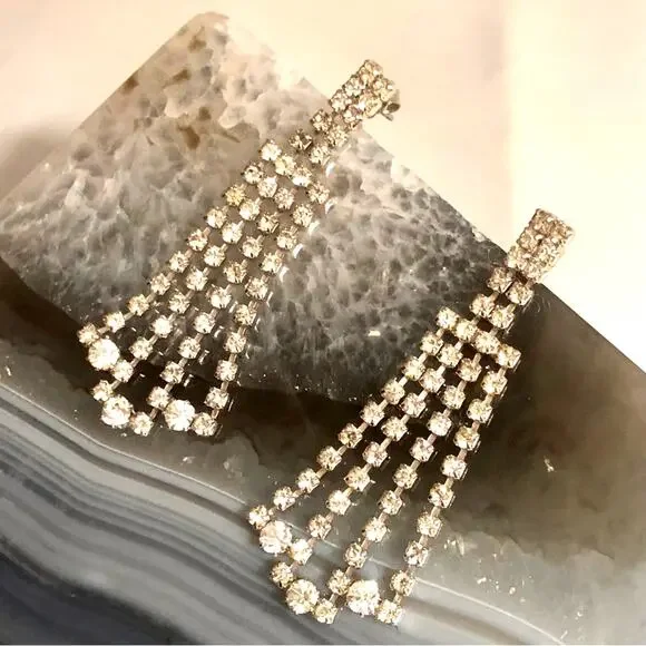 90's Vintage Rhinestone Dangle Drop Chandelier Earrings Silver Tone Post Style - Picture 3 of 16